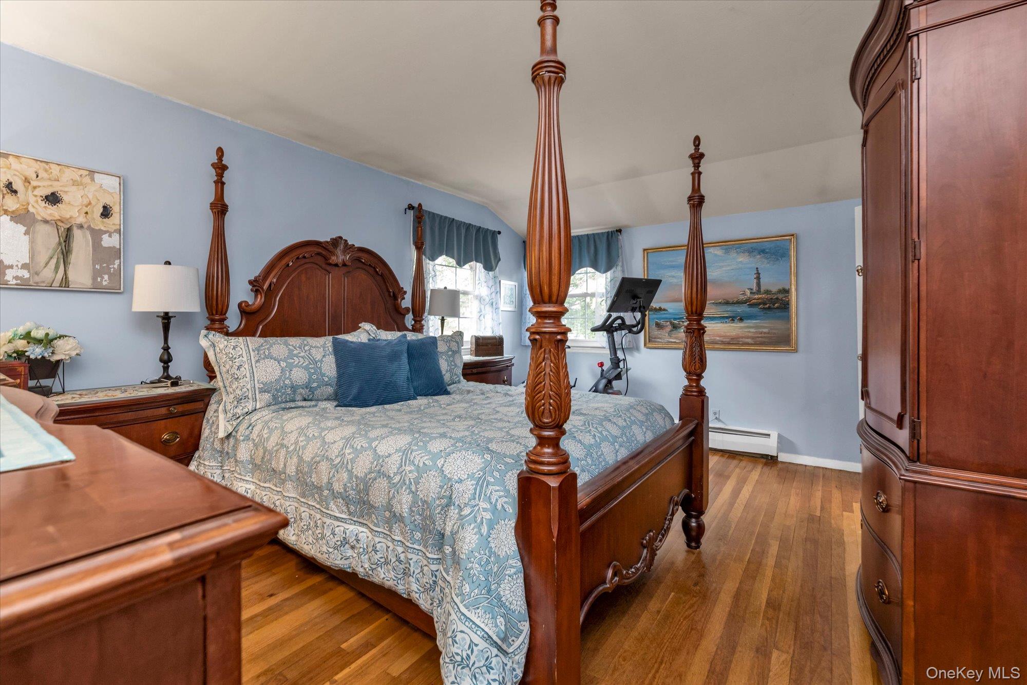 #11 photo, 654 Oakwood Court, নাসাউ কাউন্টি Westbury , NY 11590