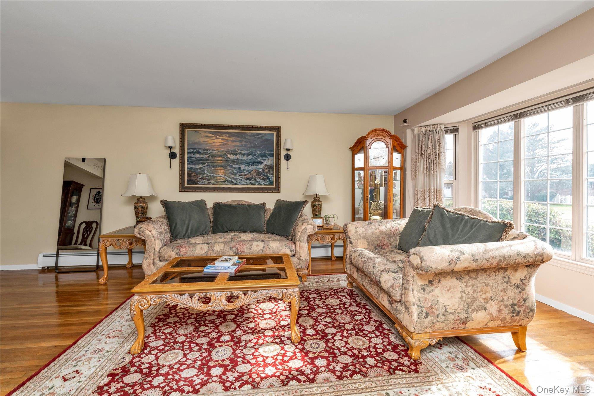 #5 photo, 654 Oakwood Court, নাসাউ কাউন্টি Westbury , NY 11590