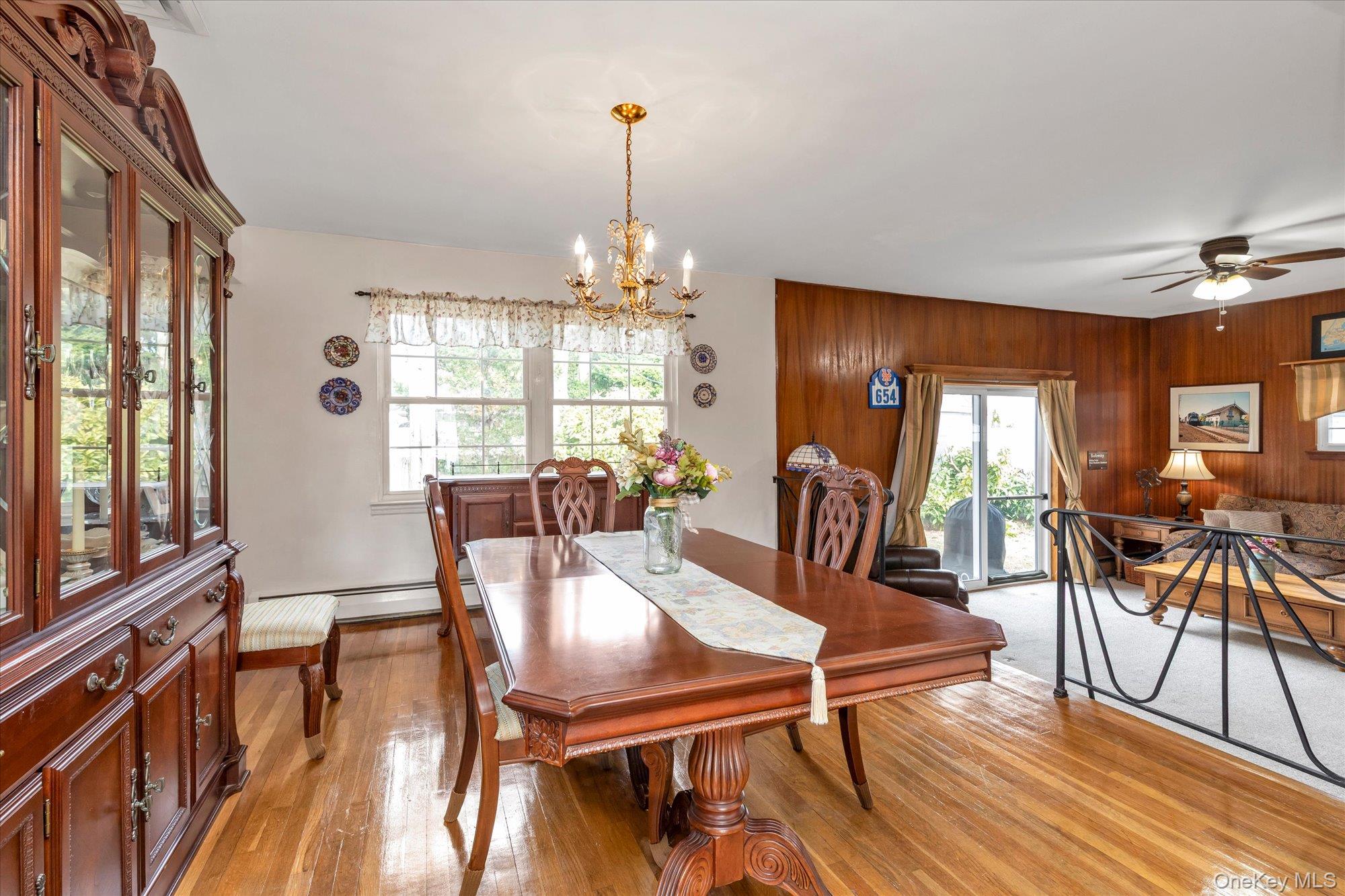 #6 photo, 654 Oakwood Court, নাসাউ কাউন্টি Westbury , NY 11590