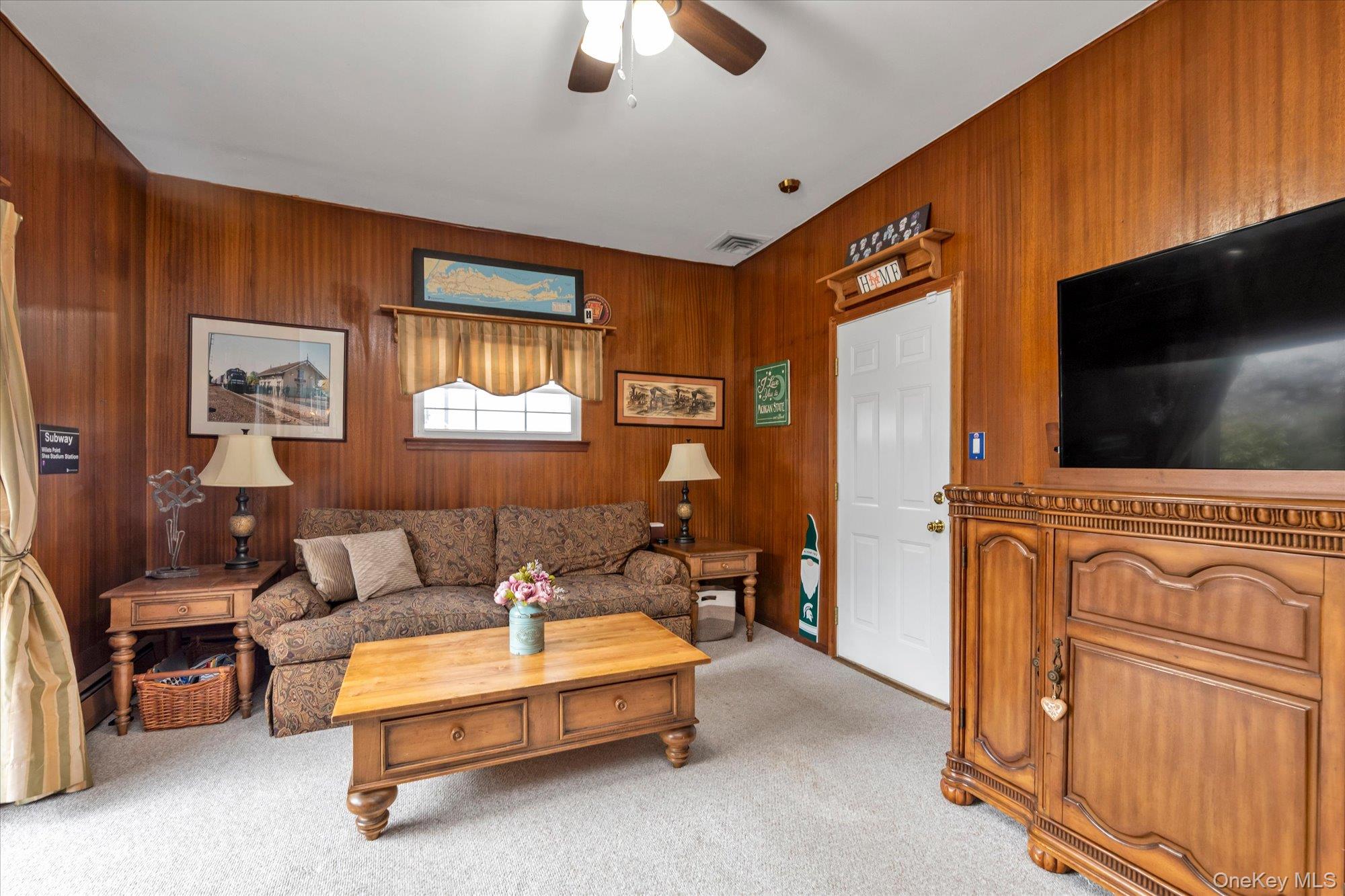 #8 photo, 654 Oakwood Court, নাসাউ কাউন্টি Westbury , NY 11590