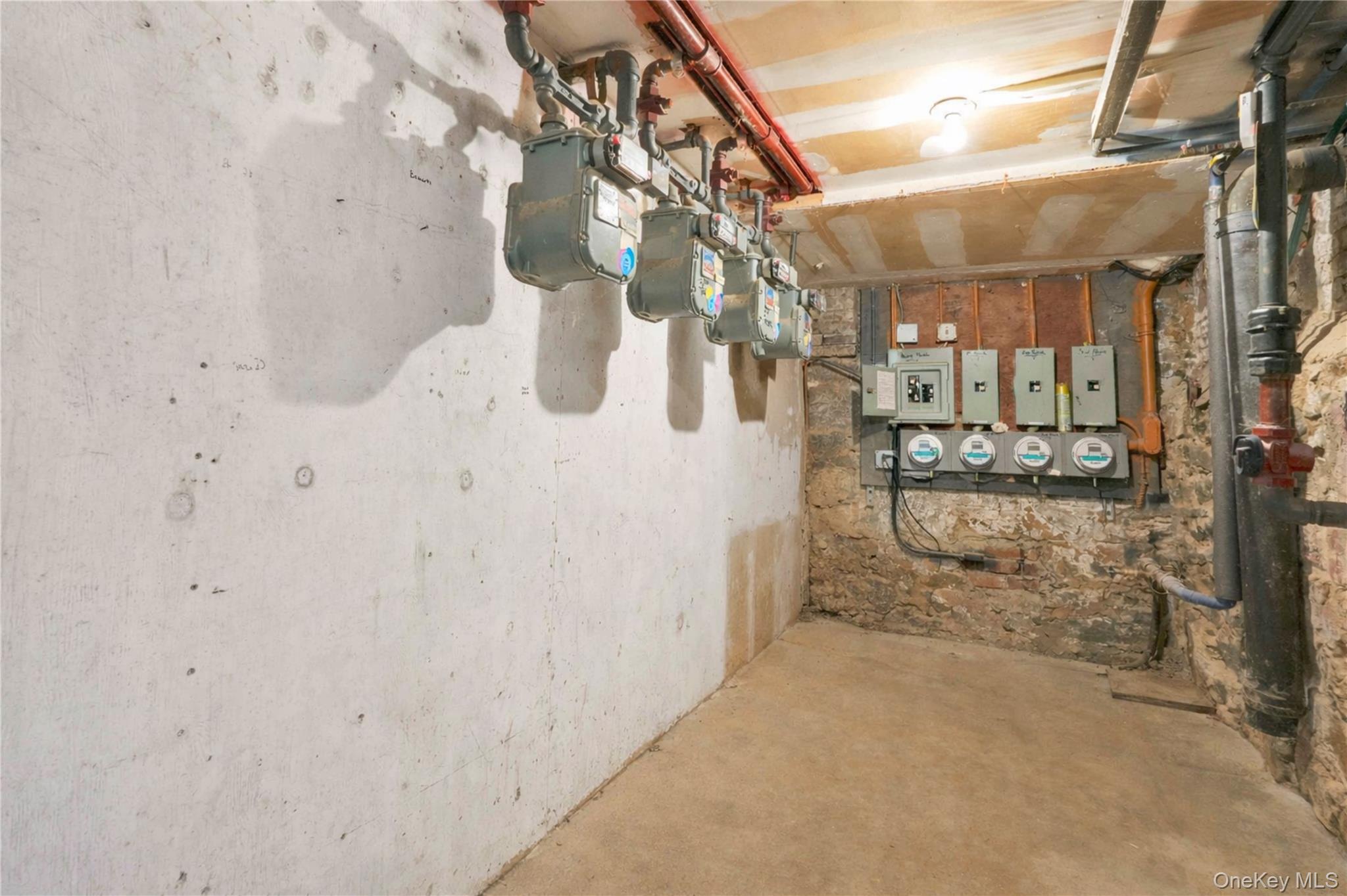 #12 photo, 1424 Astoria Boulevard, Astoria , NY 11102