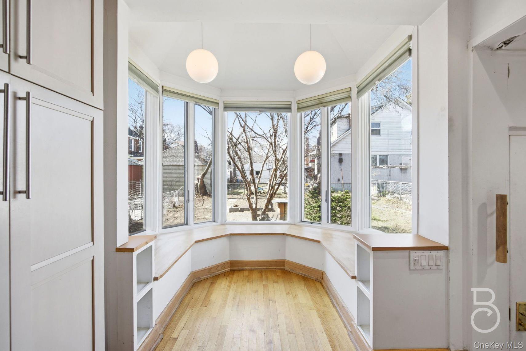 #11 photo, 94-11 70th Avenue, কুইন্‌স Forest Hills , NY 11375