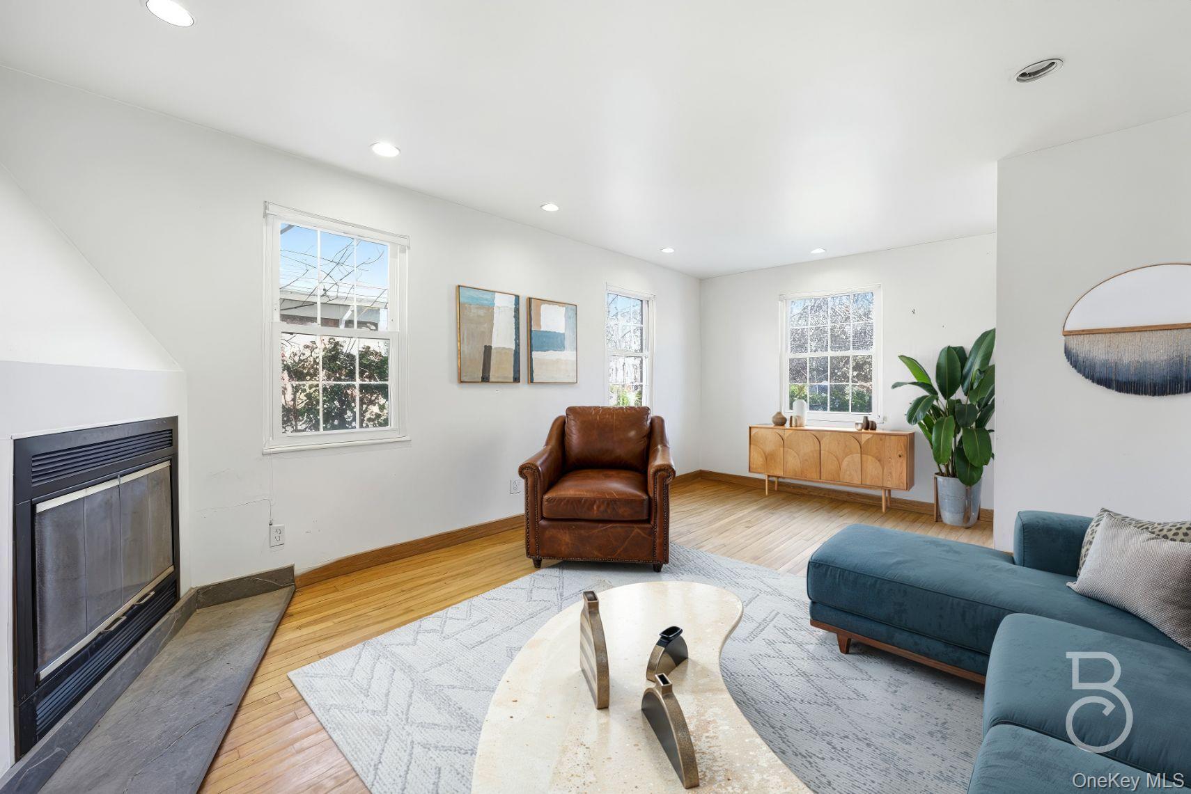 #6 photo, 94-11 70th Avenue, কুইন্‌স Forest Hills , NY 11375