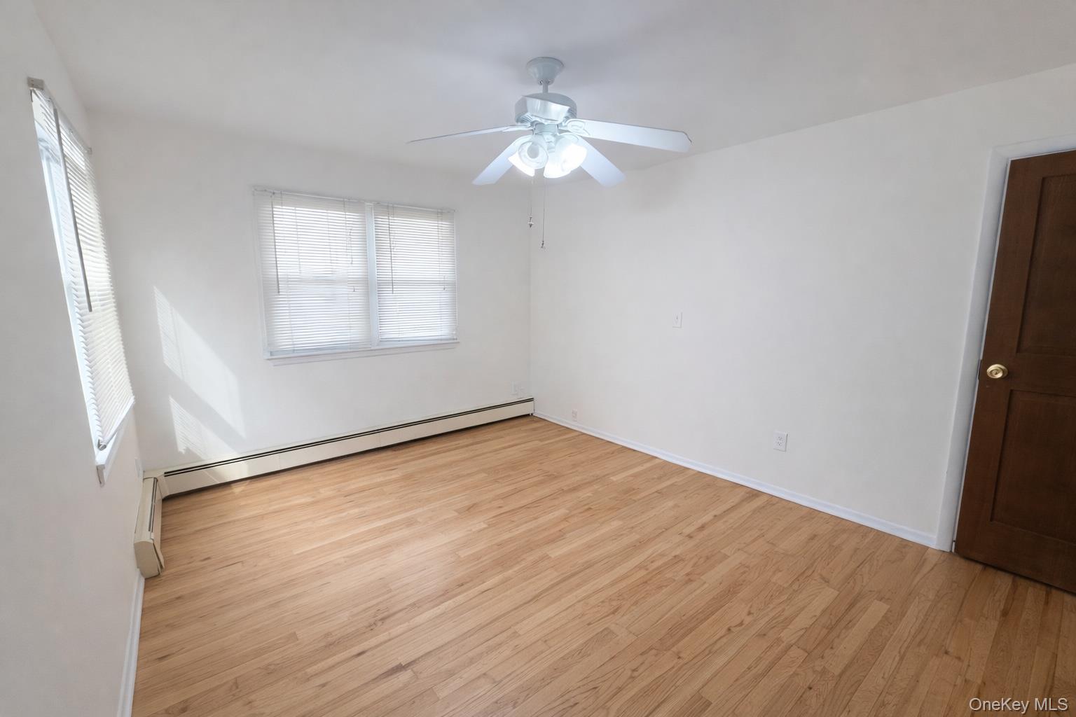 #3 photo, 14 Upland Drive, সাফোক কাউন্টি East Northport , NY 11731