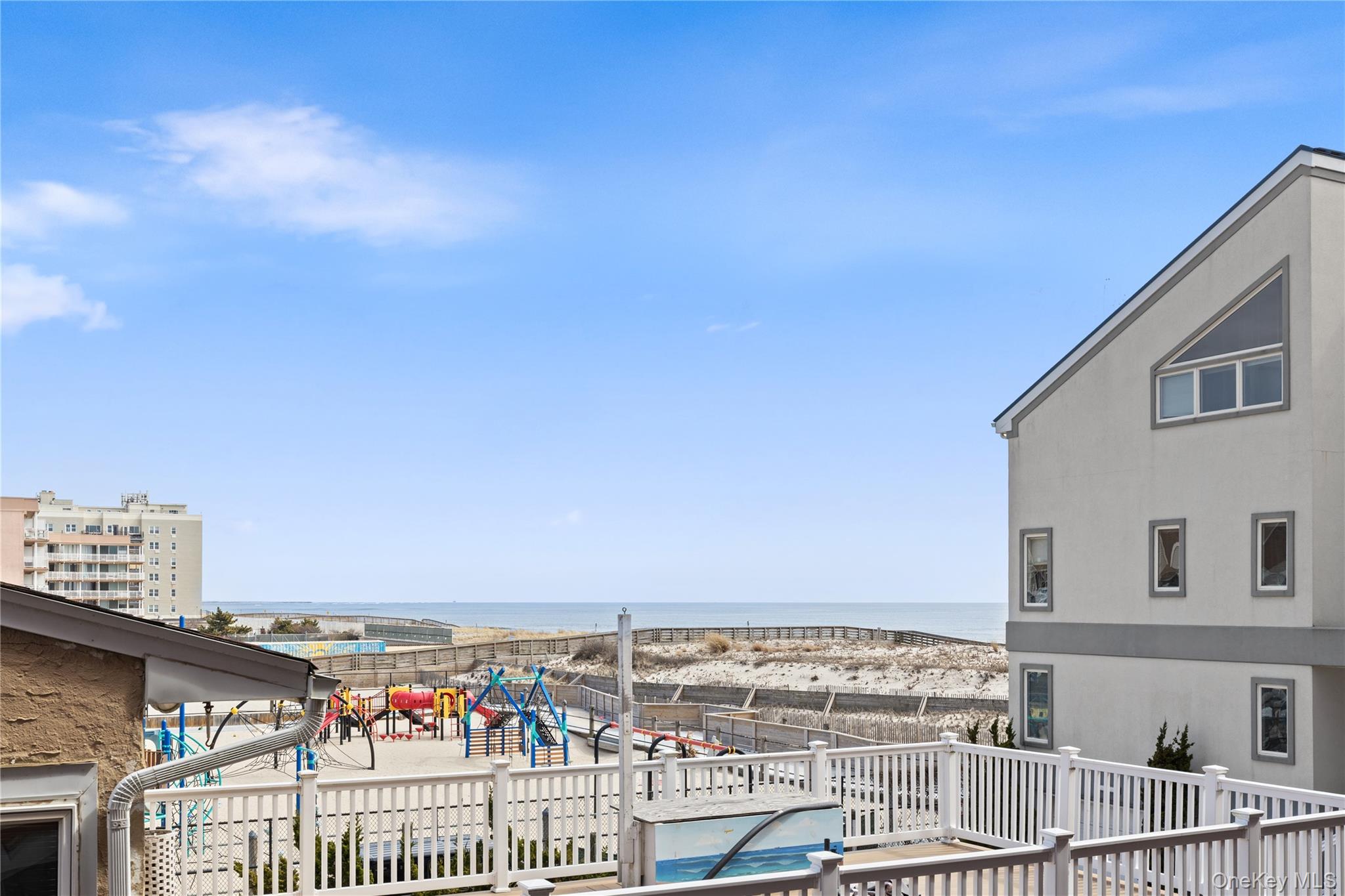 #2 photo, 750 Shore Road, নাসাউ কাউন্টি Long Beach , NY 11561