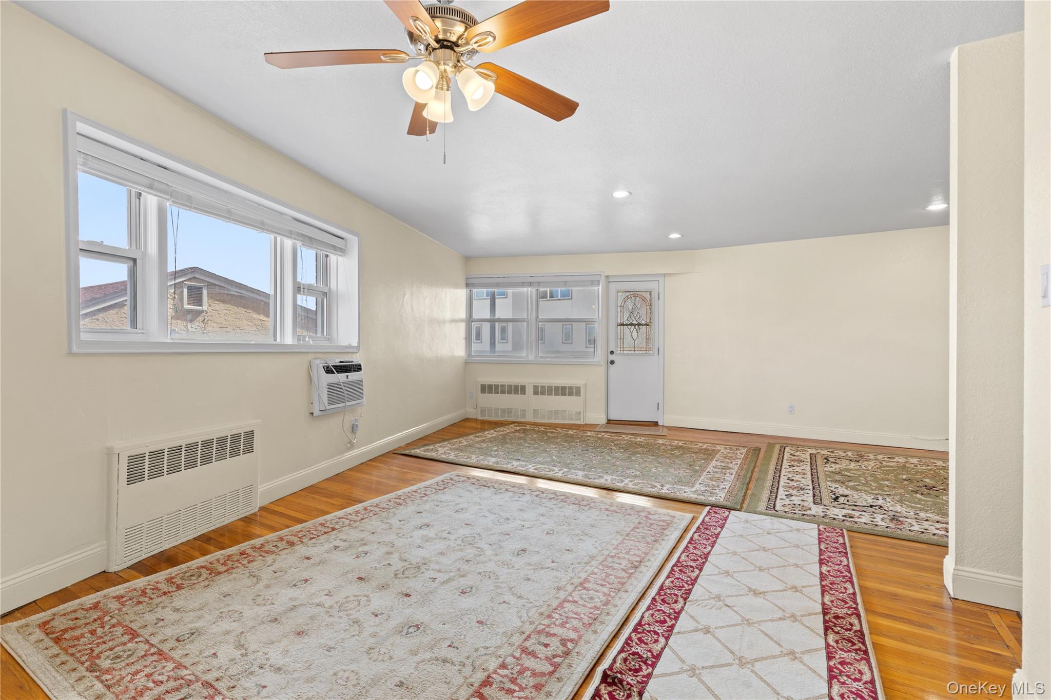 #4 photo, 750 Shore Road, নাসাউ কাউন্টি Long Beach , NY 11561