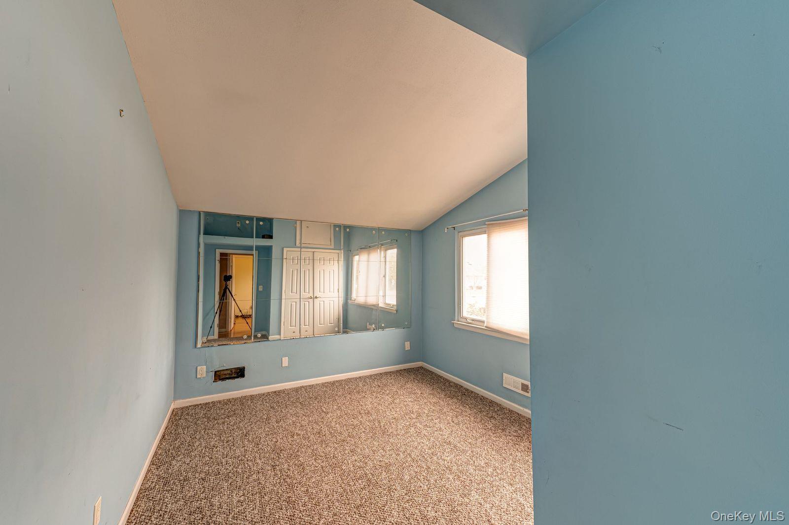 #13 photo, 11 Lawrence Road, সাফোক কাউন্টি Deer Park , NY 11729