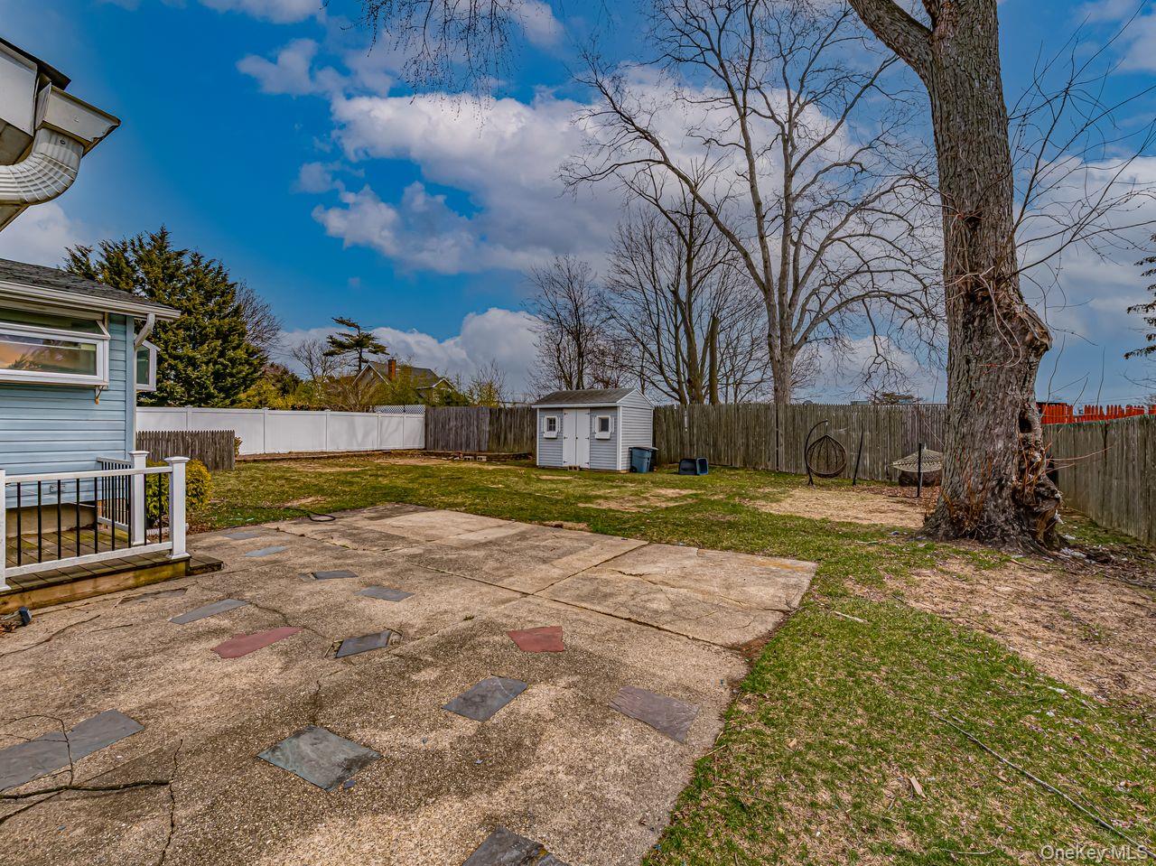 #15 photo, 11 Lawrence Road, সাফোক কাউন্টি Deer Park , NY 11729