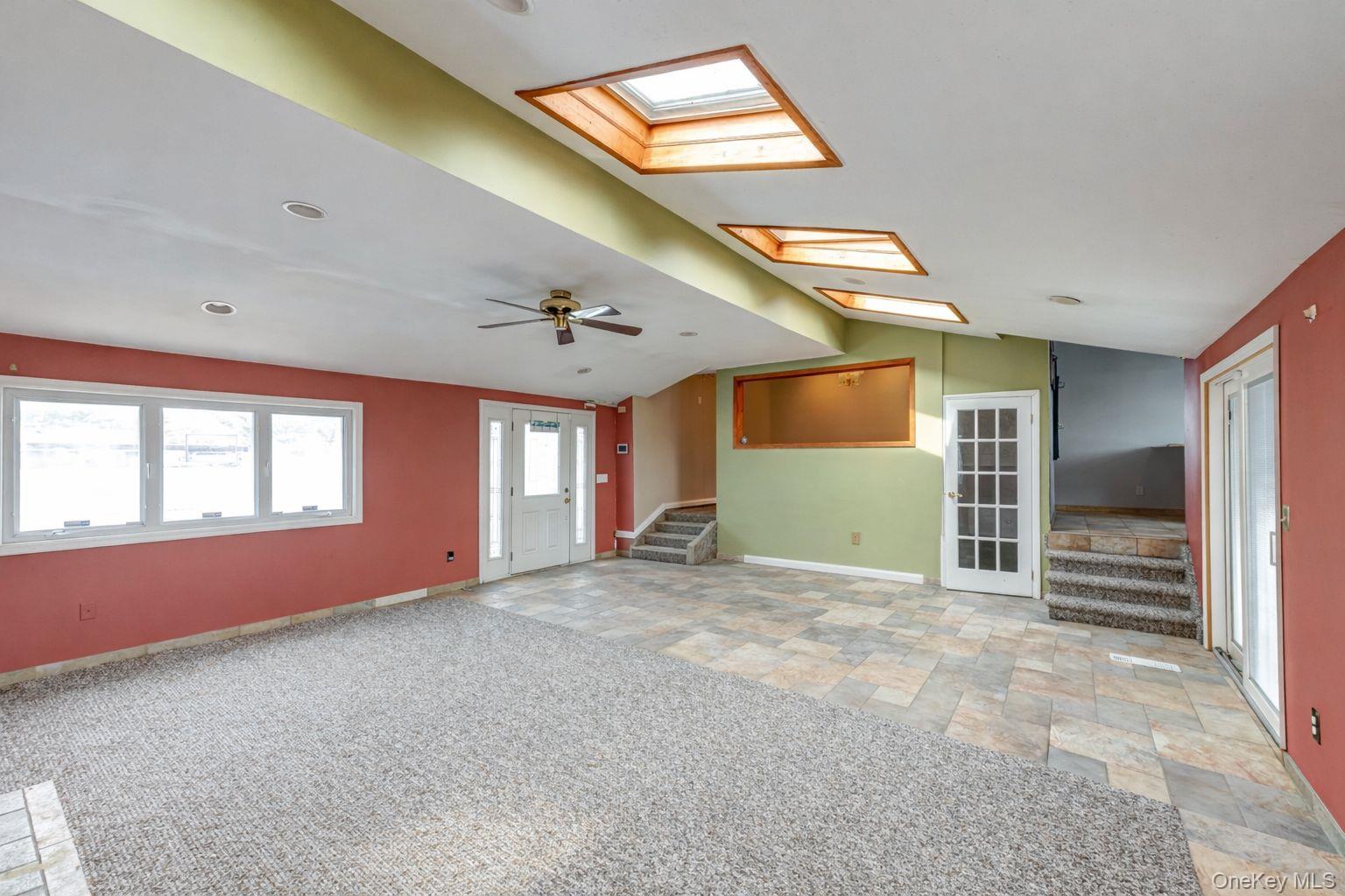 #3 photo, 11 Lawrence Road, সাফোক কাউন্টি Deer Park , NY 11729