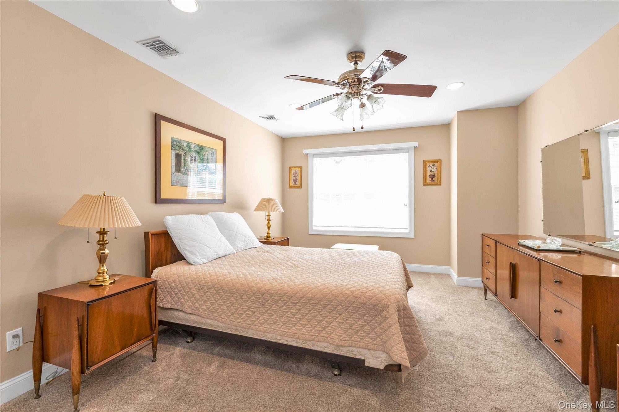 #10 photo, 928 Altessa Boulevard, সাফোক কাউন্টি Melville , NY 11747