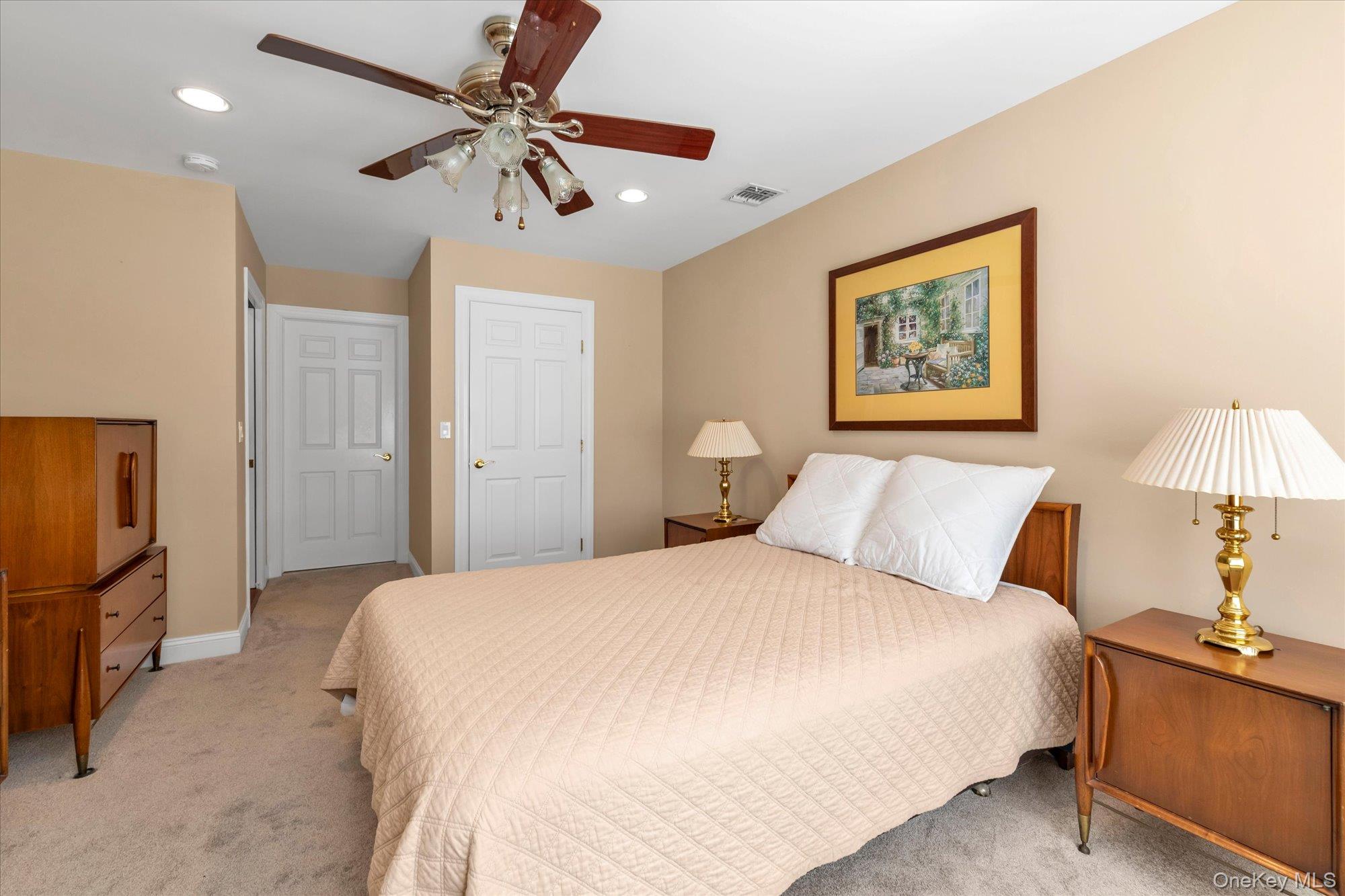 #11 photo, 928 Altessa Boulevard, সাফোক কাউন্টি Melville , NY 11747