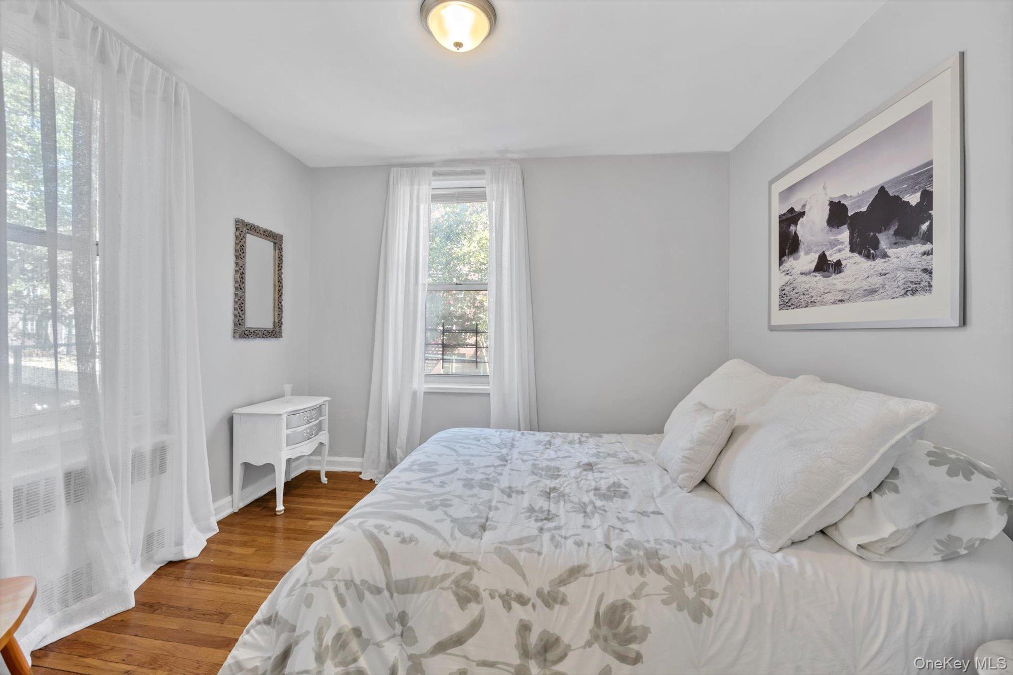 #11 photo, 67-30 Clyde Street, কুইন্‌স Forest Hills , NY 11375