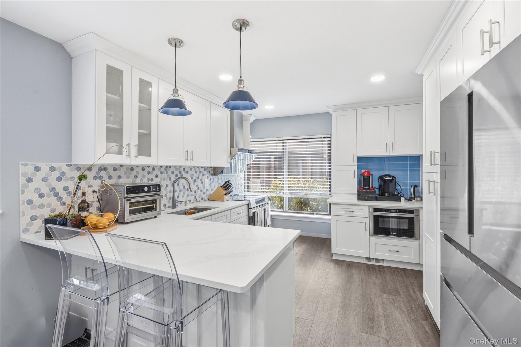 #8 photo, 63 Acorn Ponds Drive, নাসাউ কাউন্টি Roslyn , NY 11576