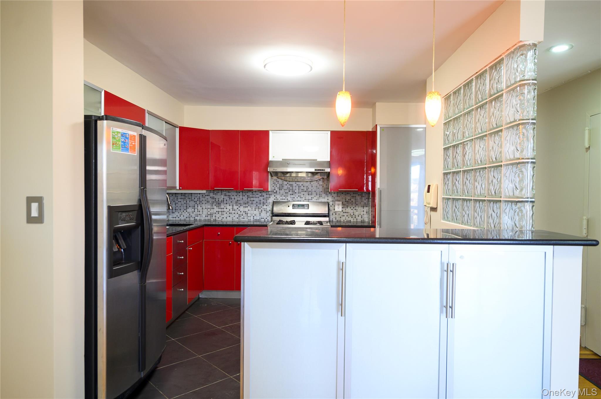 #11 photo, 7124 164th Street, Fresh Meadows , NY 11365