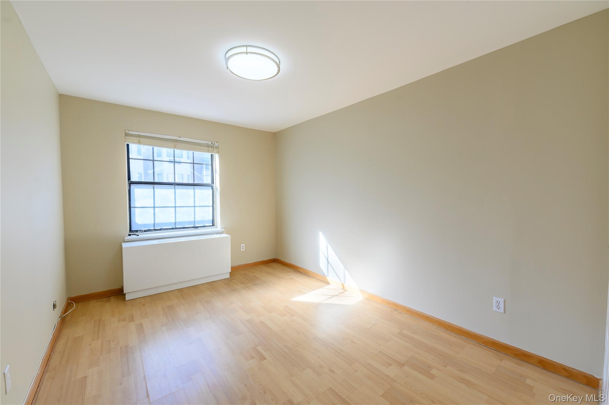 #16 photo, 7124 164th Street, Fresh Meadows , NY 11365