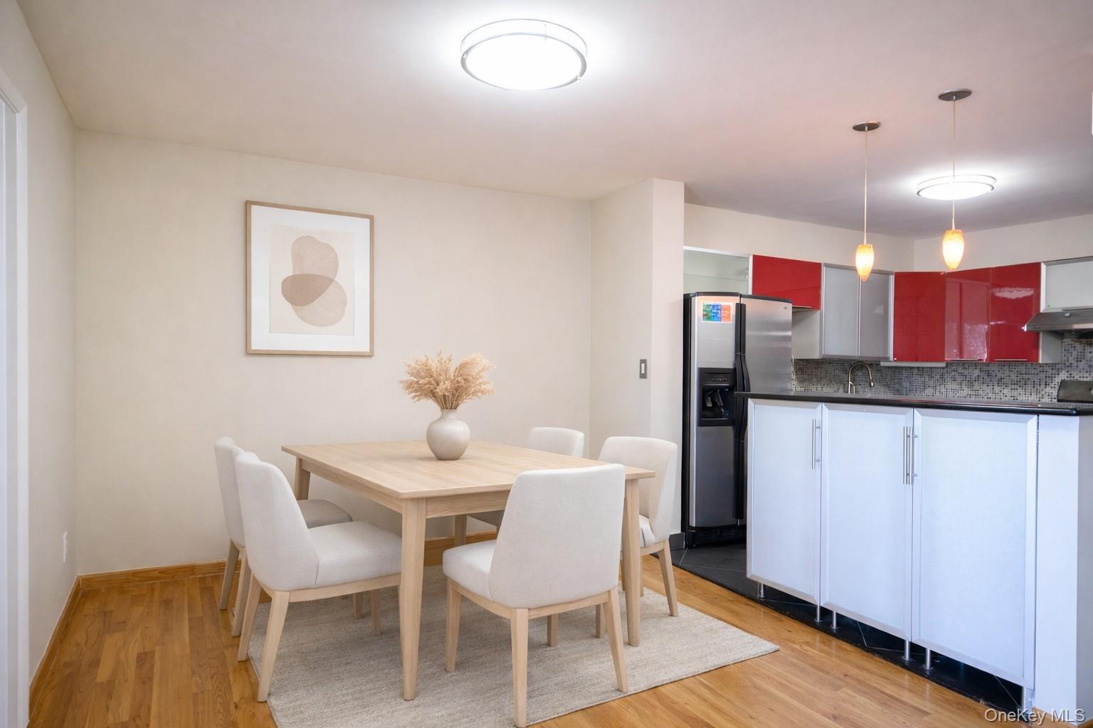 #8 photo, 7124 164th Street, Fresh Meadows , NY 11365