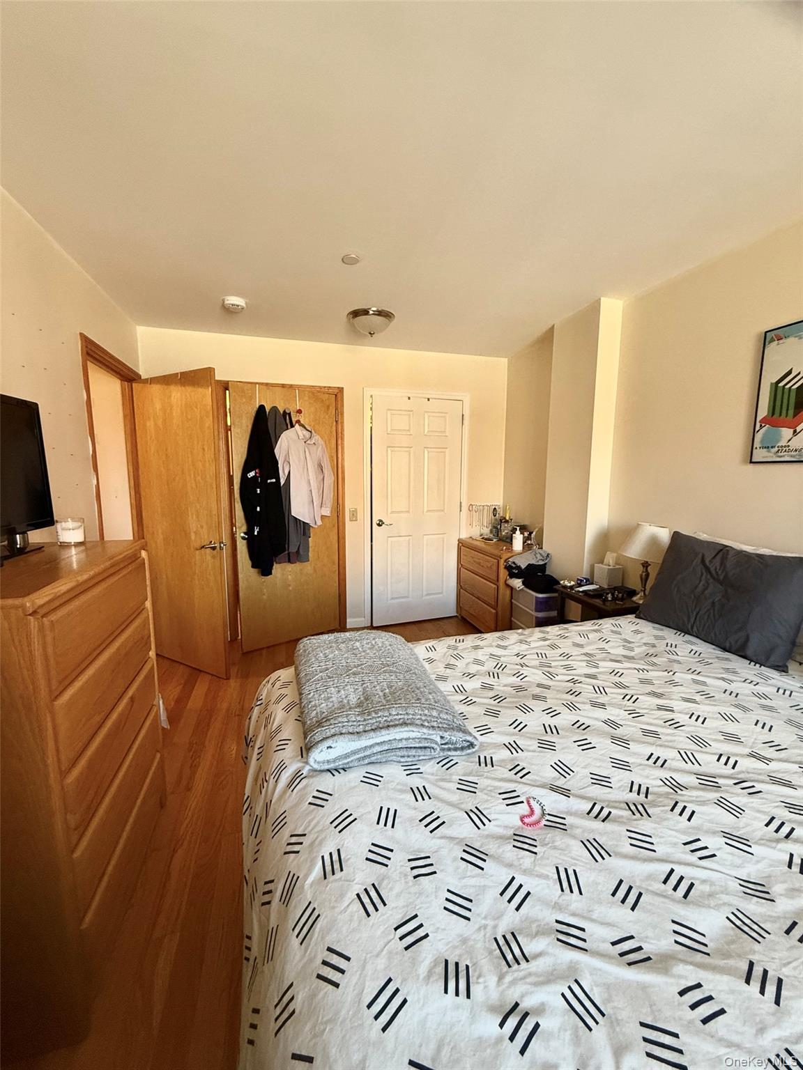 #10 photo, 63-14 Queens Boulevard, Woodside , NY 11377