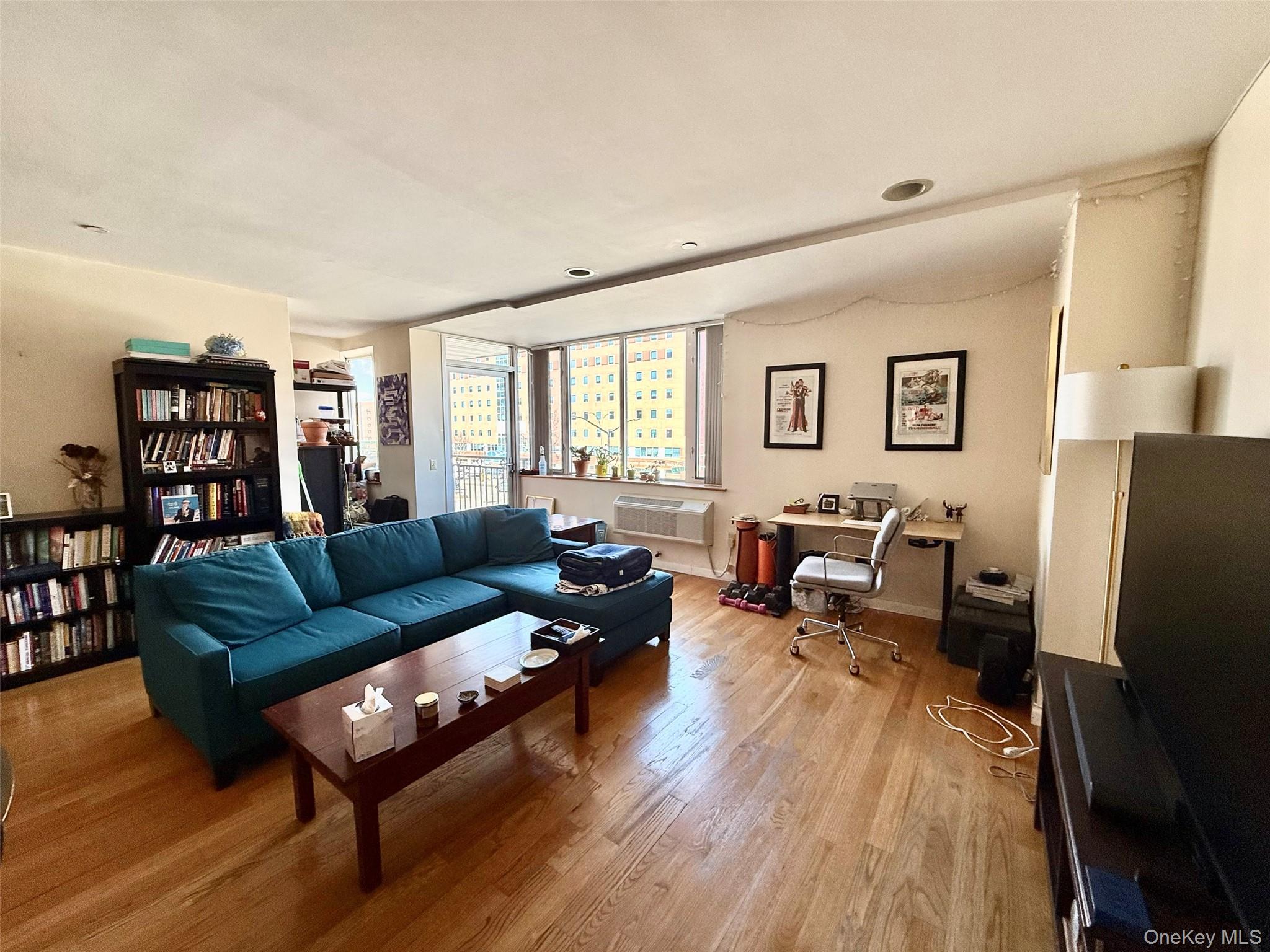 #4 photo, 63-14 Queens Boulevard, Woodside , NY 11377