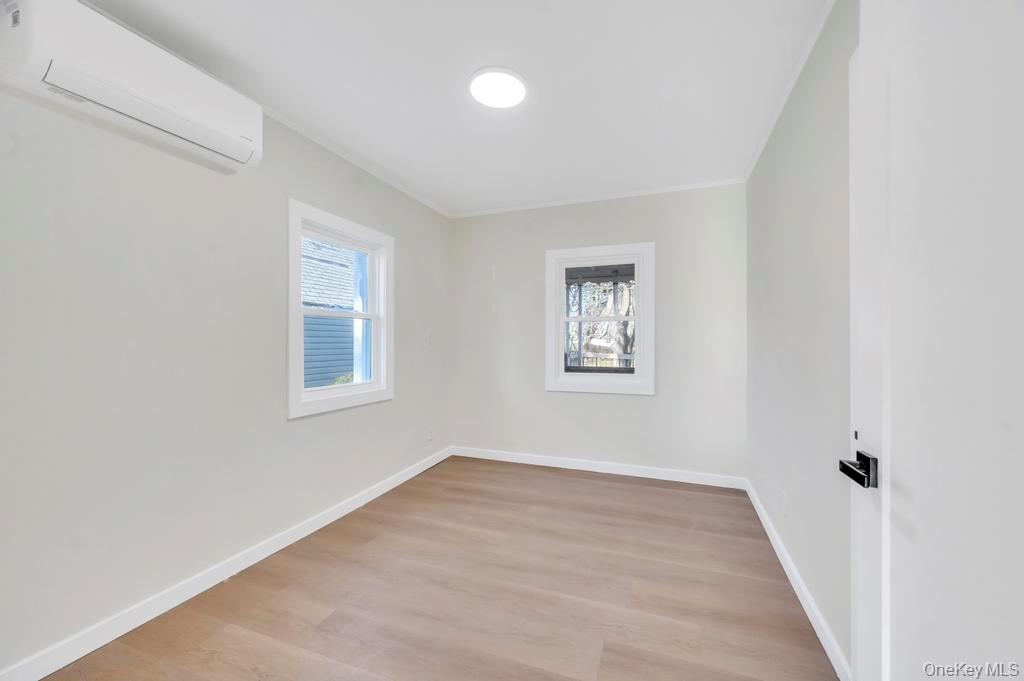 #14 photo, 27 Landscape Drive, সাফোক কাউন্টি Wheatley Heights , NY 11798