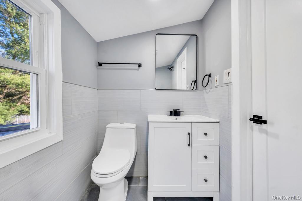 #15 photo, 27 Landscape Drive, সাফোক কাউন্টি Wheatley Heights , NY 11798