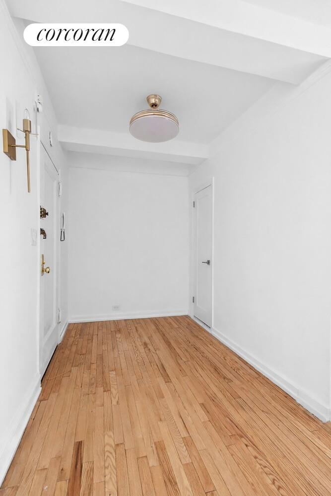 #5 photo, 10 MITCHELL Place, मैनहटन Beekman , NY 10017