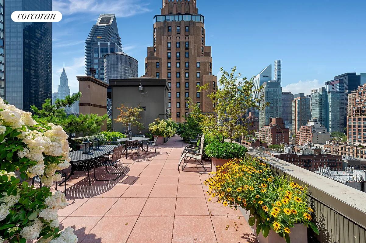 #6 photo, 10 MITCHELL Place, मैनहटन Beekman , NY 10017