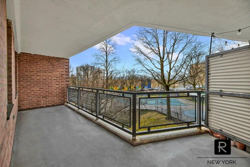 #8 photo, 3777 Independence Avenue, ব্রঙ্কস Riverdale , NY 10463