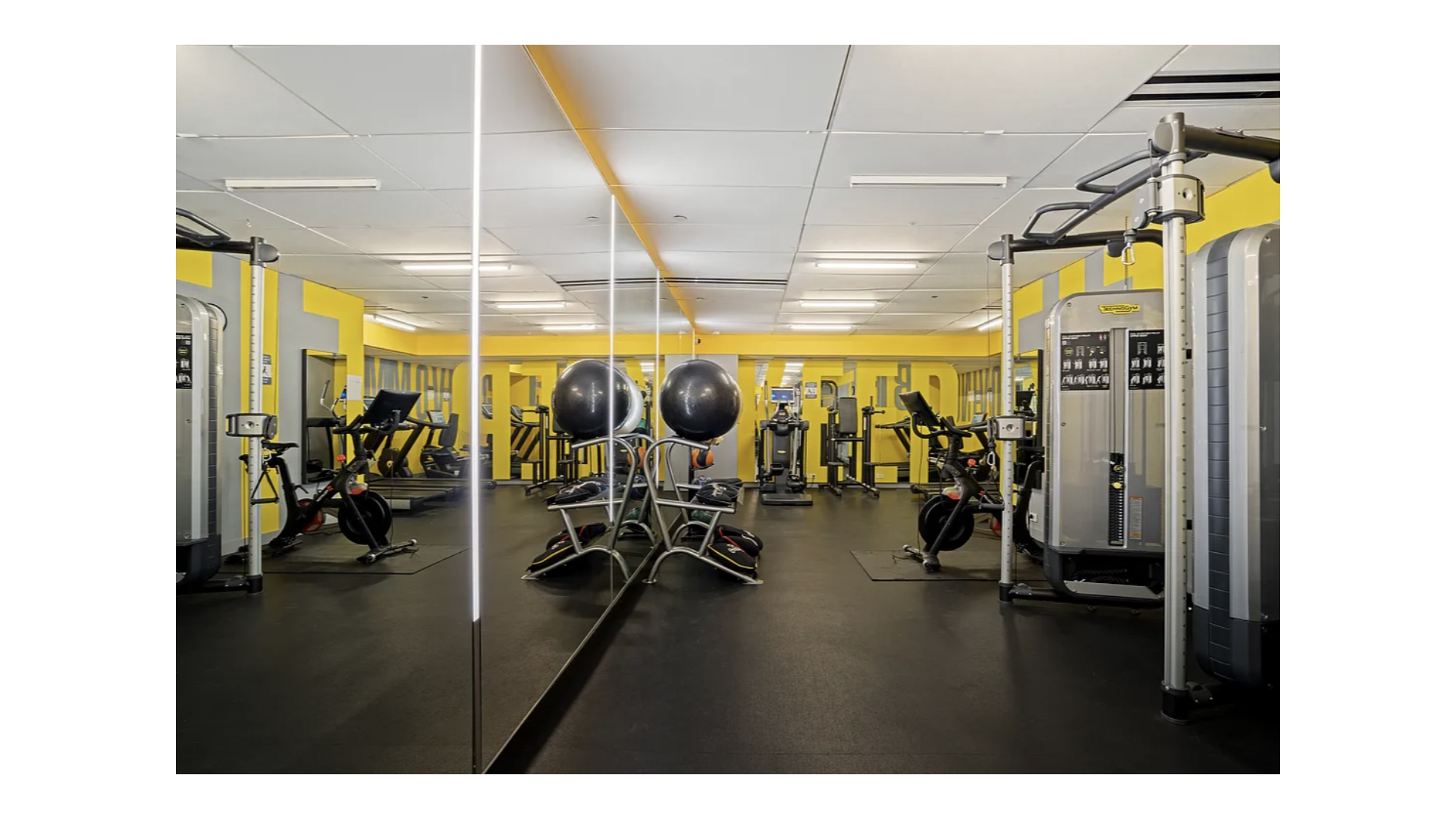 #13 photo, 200 E 62ND Street, Lenox Hill , NY 10065