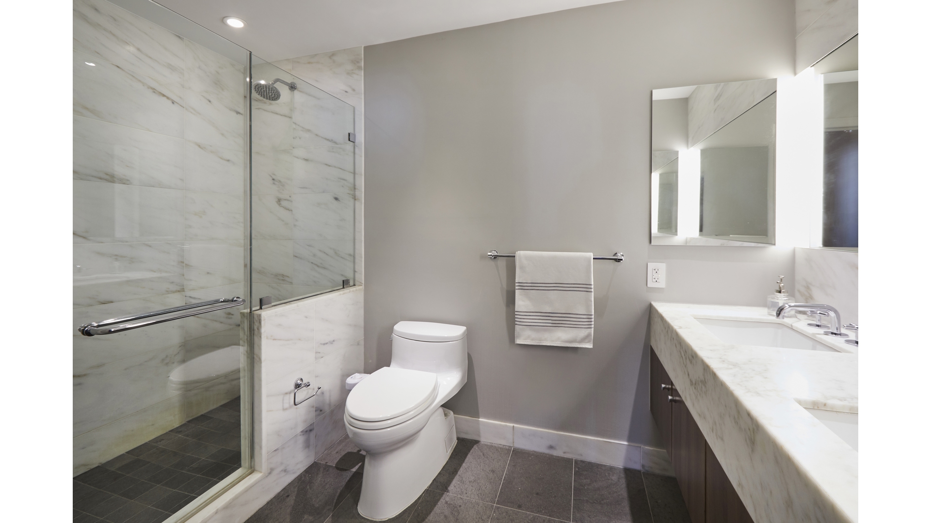 #9 photo, 200 E 62ND Street, Lenox Hill , NY 10065