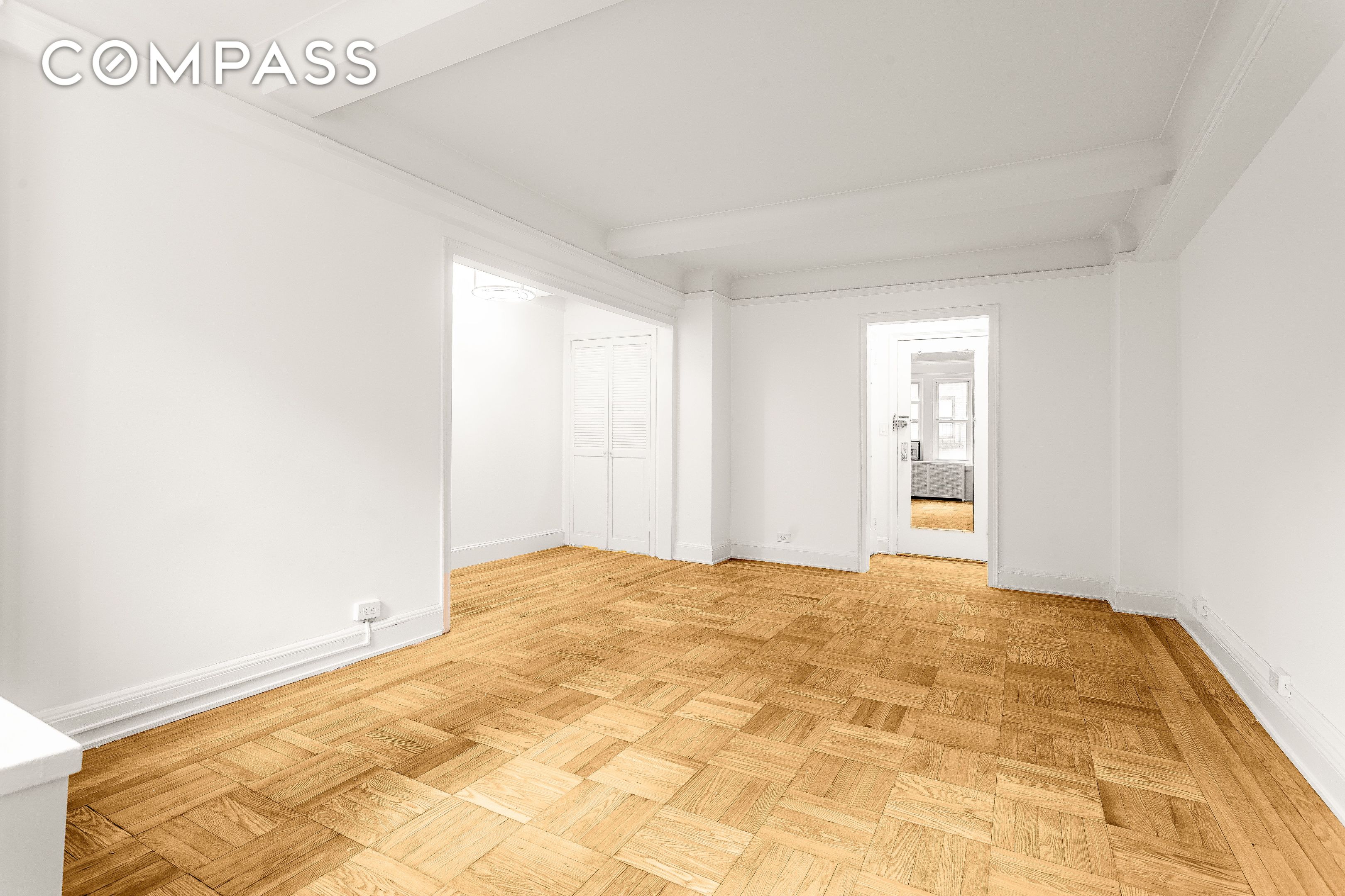 #3 photo, 205 E 69th Street, ম্যানহাটন Lenox Hill , NY 10021