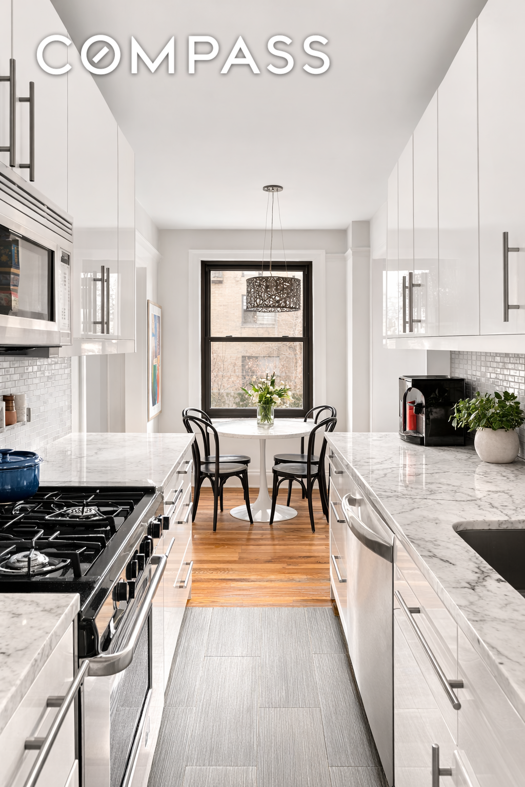 #1 photo, 205 E 69th Street, ম্যানহাটন Lenox Hill , NY 10021