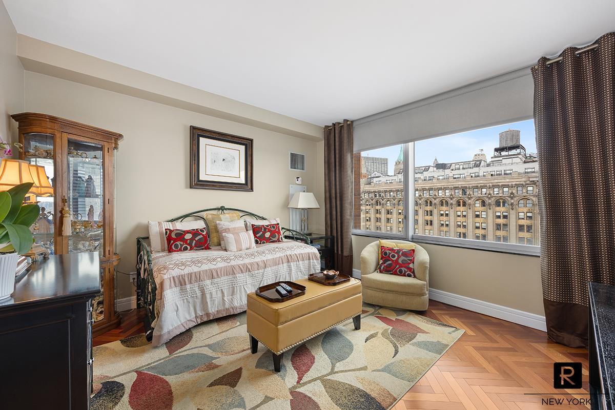 #7 photo, 10 Little West Street, Battery Park City , NY 10004