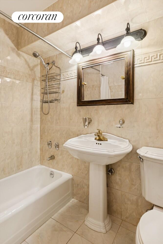 #9 photo, 230 JAY Street, Downtown Brooklyn , NY 11201