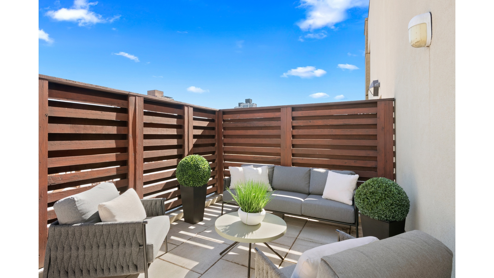 #16 photo, 40 W 116TH Street, South Harlem , NY 10026