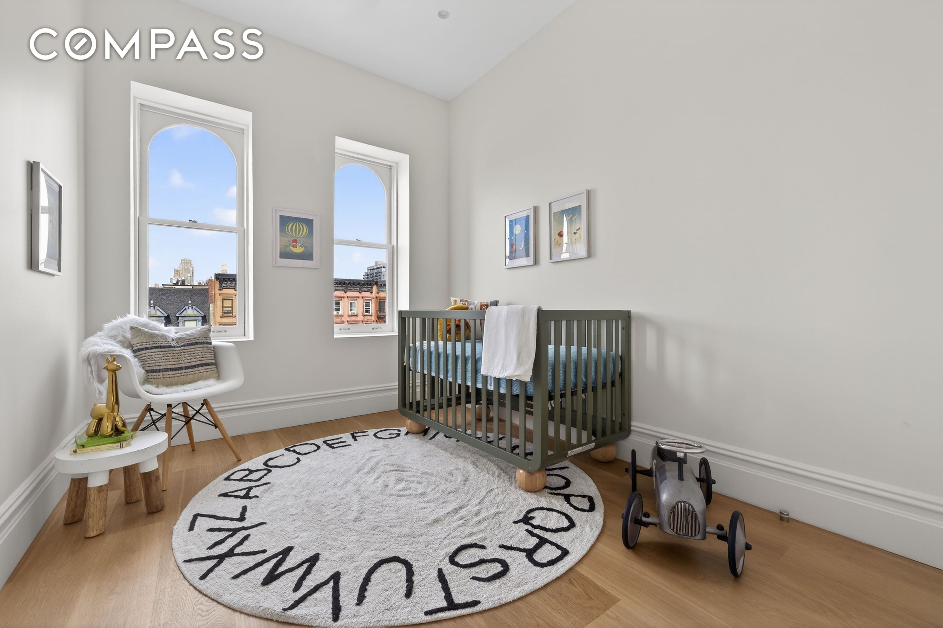 #11 photo, 228 Lenox Avenue, Harlem , NY 10027