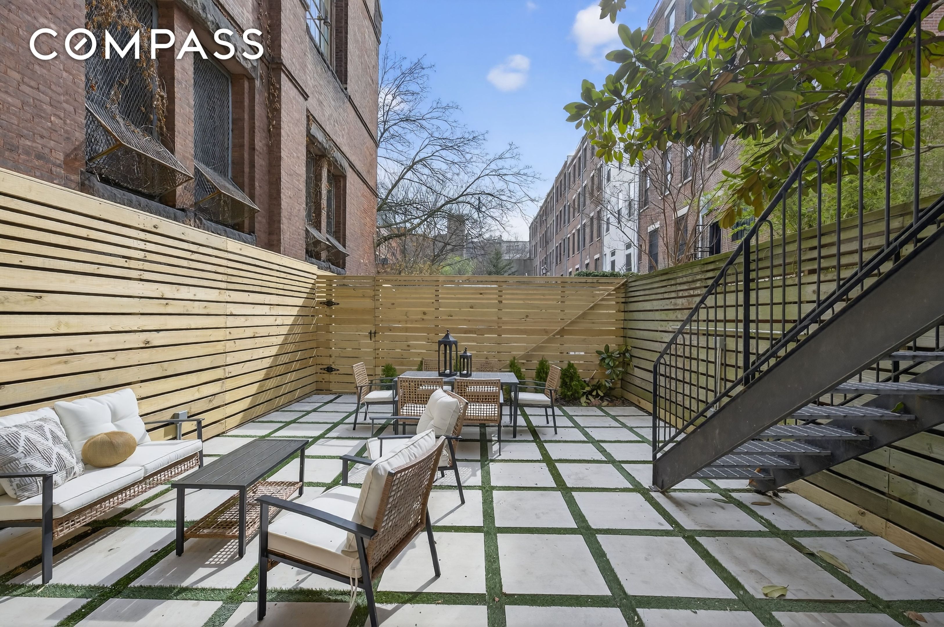 #15 photo, 228 Lenox Avenue, Harlem , NY 10027