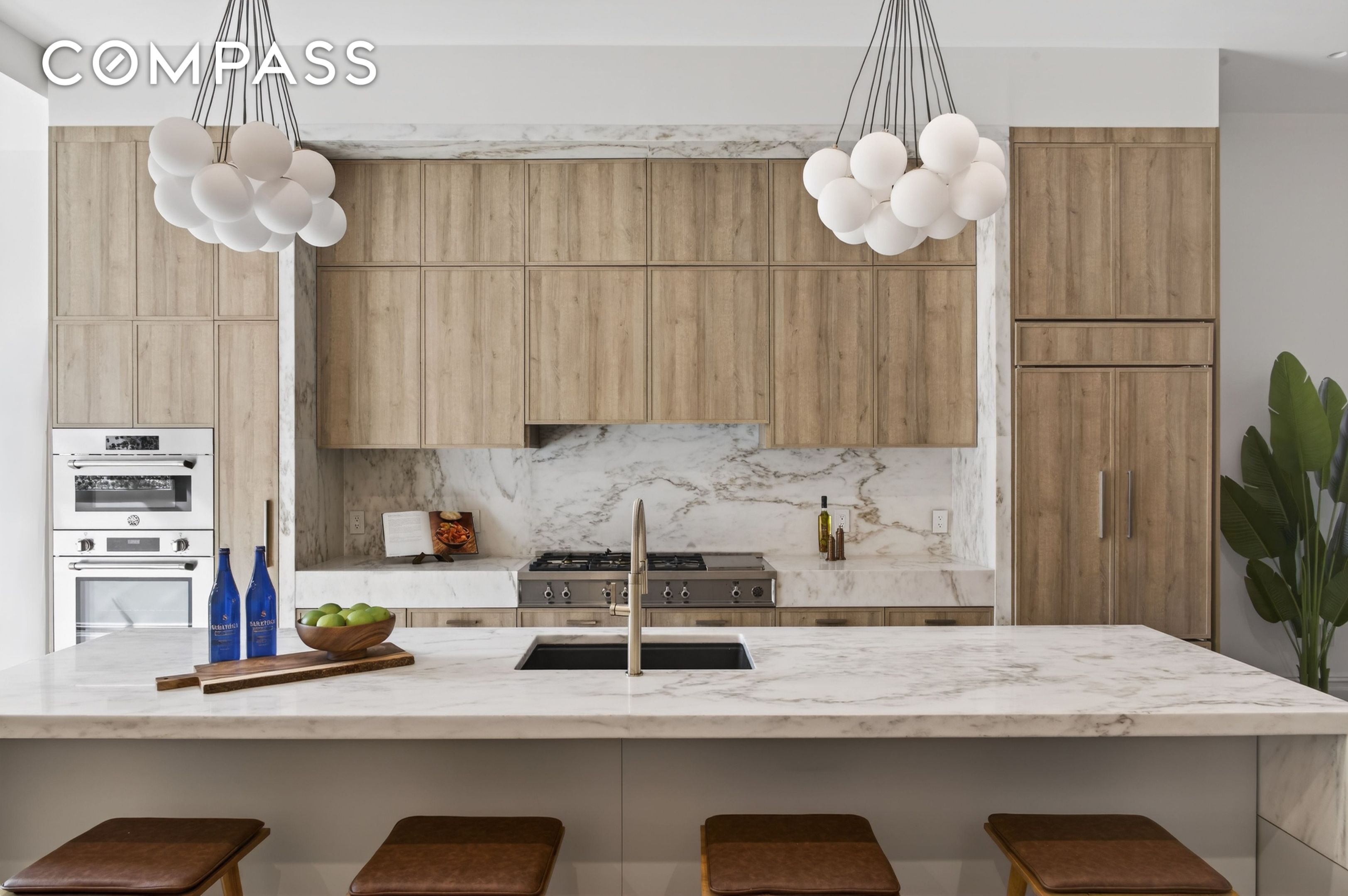 #3 photo, 228 Lenox Avenue, Harlem , NY 10027