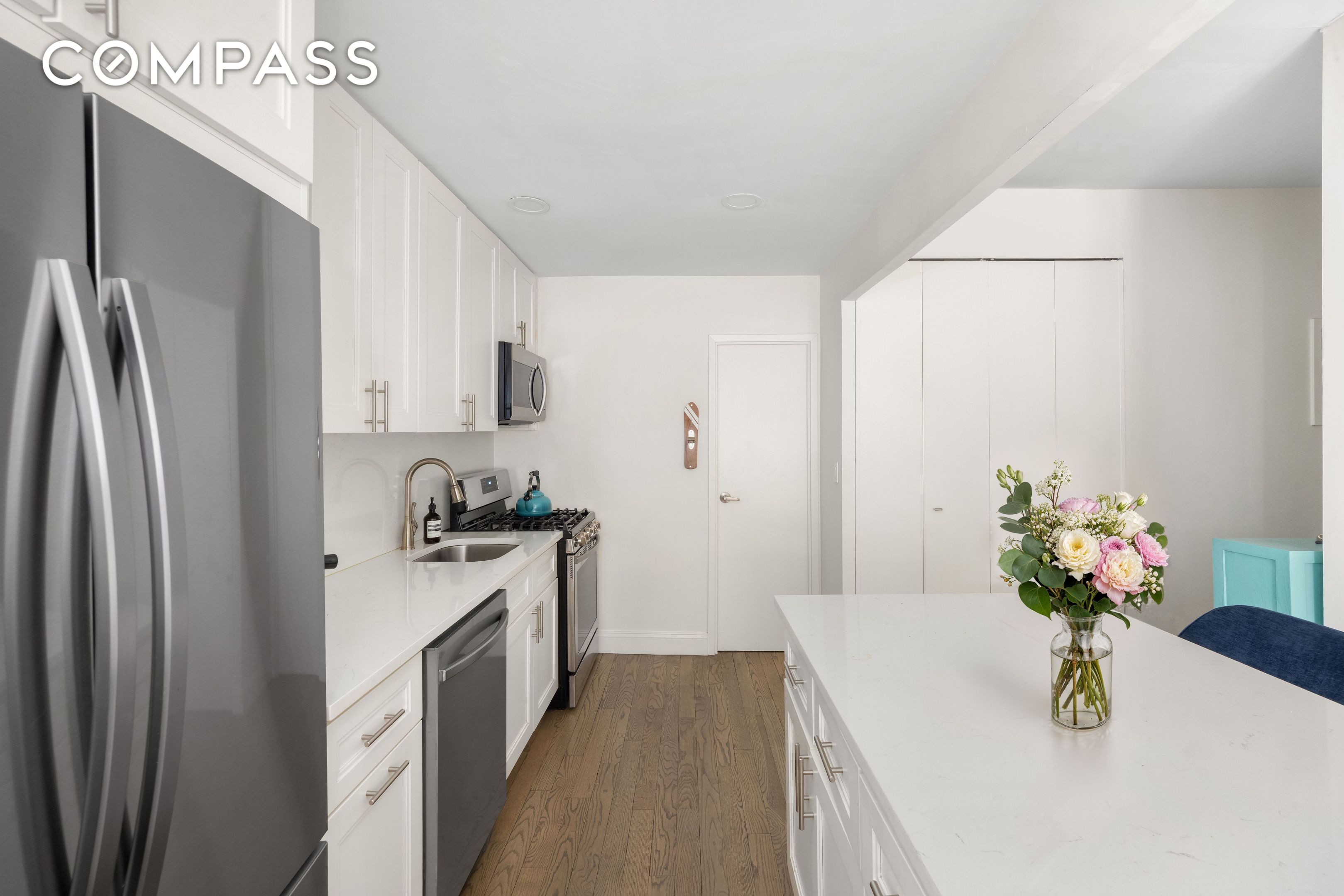 #6 photo, 253 W 73rd Street, Upper West Side , NY 10023