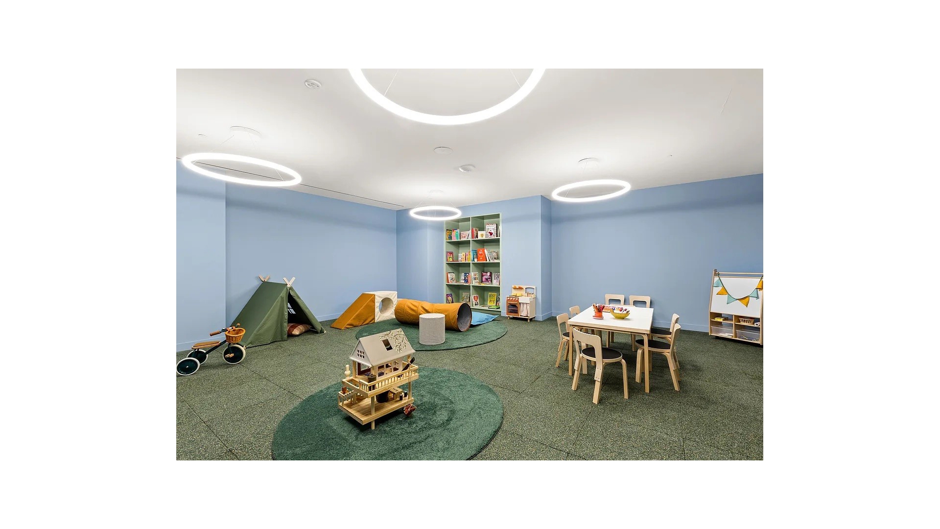 #17 photo, 8 S 4TH Street, Williamsburg , NY 11249