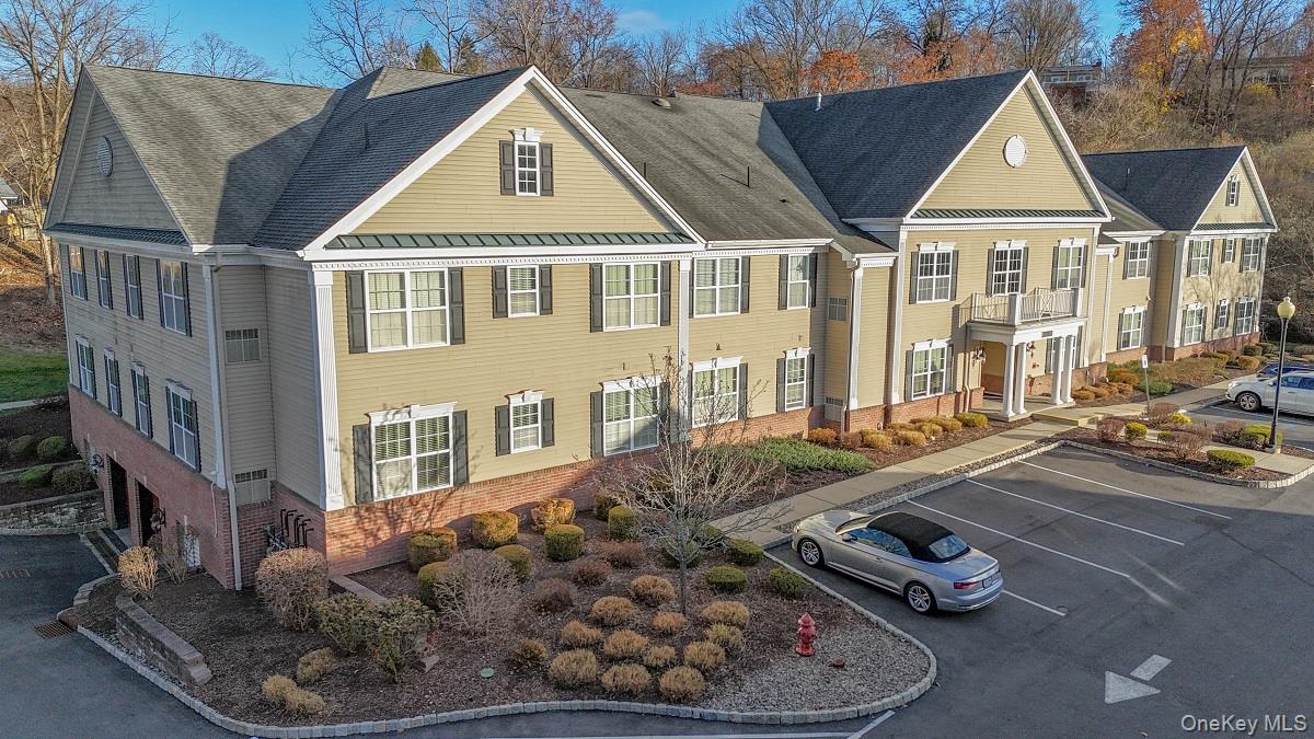 #1 photo, 208 Canter Court, Goshen , NY 10924