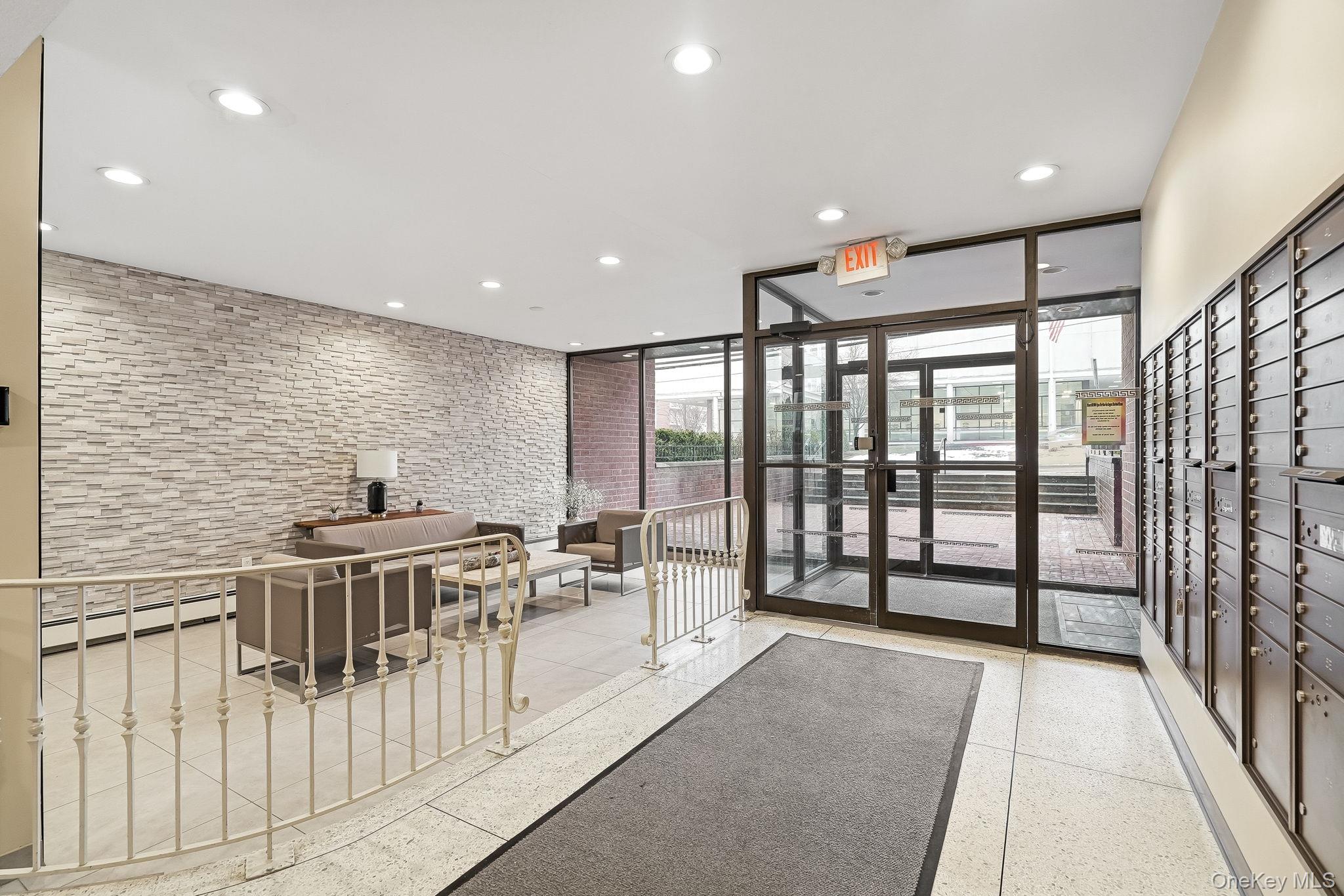 #4 photo, 395 Westchester Avenue, Port Chester , NY 10573