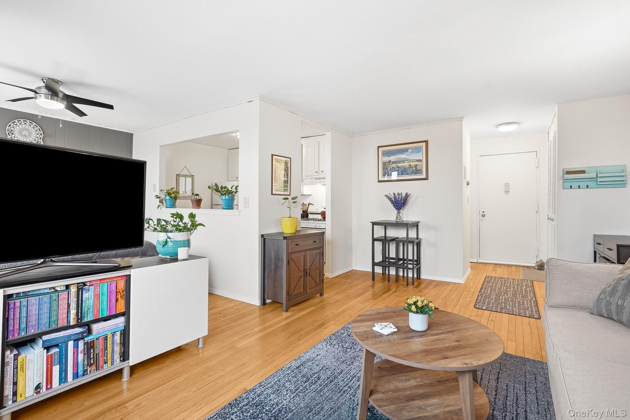 #6 photo, 395 Westchester Avenue, Port Chester , NY 10573