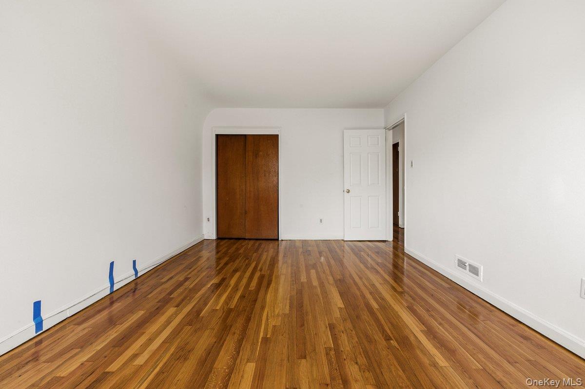 #16 photo, 220 Calhoun Avenue, ব্রঙ্কস Bronx , NY 10465