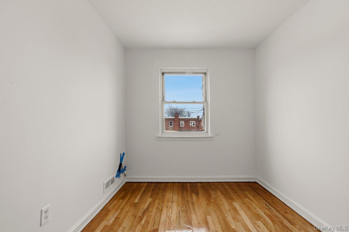 #19 photo, 220 Calhoun Avenue, ব্রঙ্কস Bronx , NY 10465