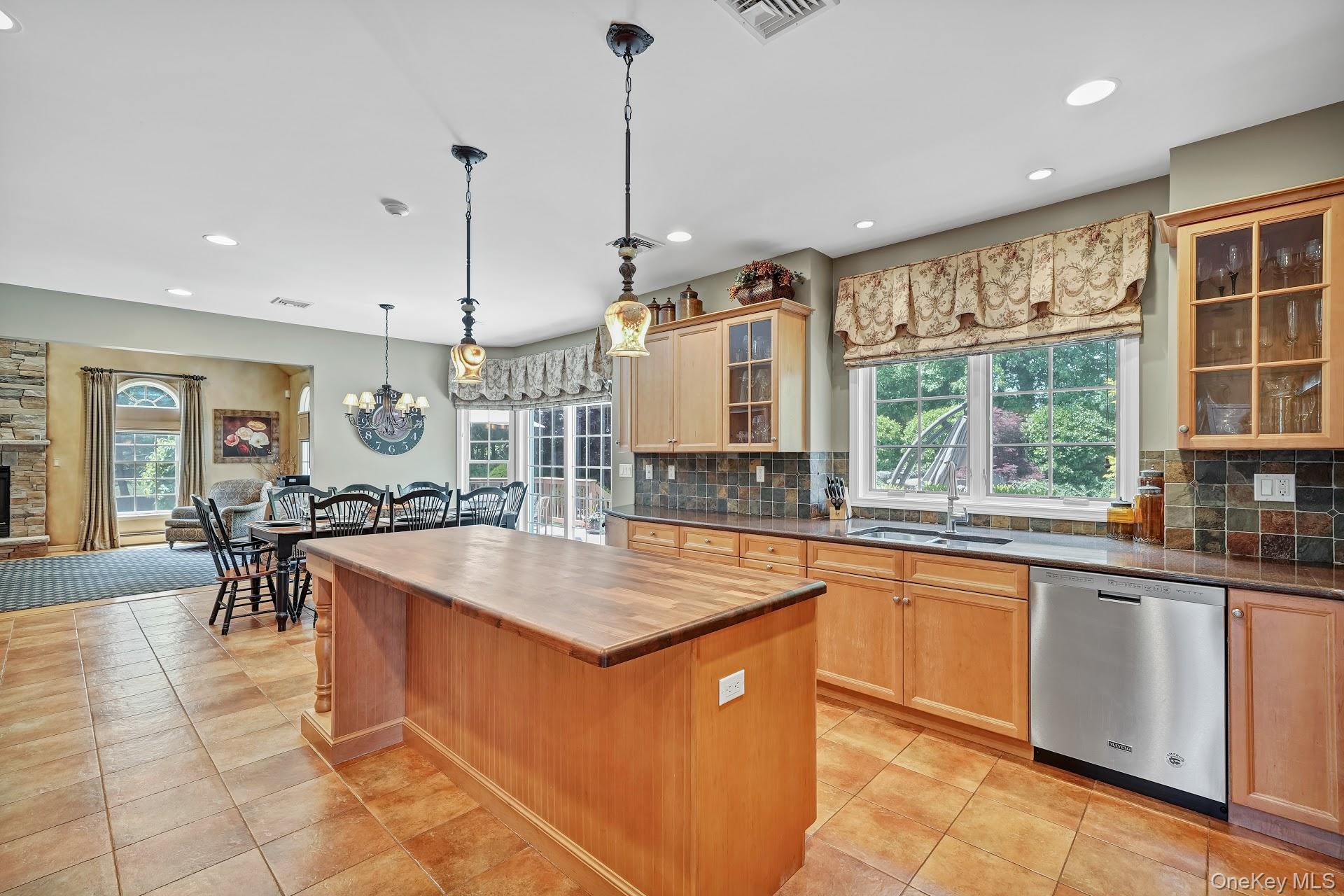 #17 photo, 24 Charnwood Drive, Suffern , NY 10901