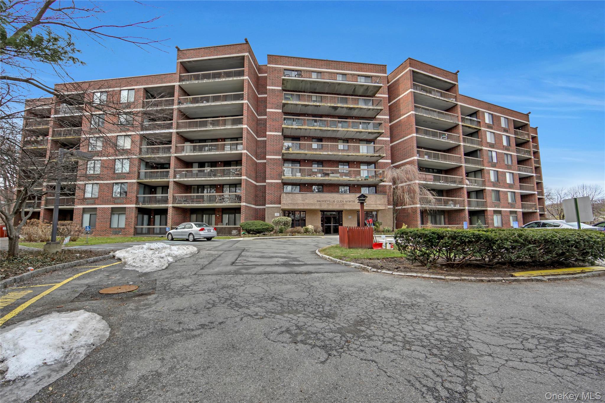 #1 photo, 1374 Midland Avenue, ব্রঙ্কস Bronxville , NY 10708