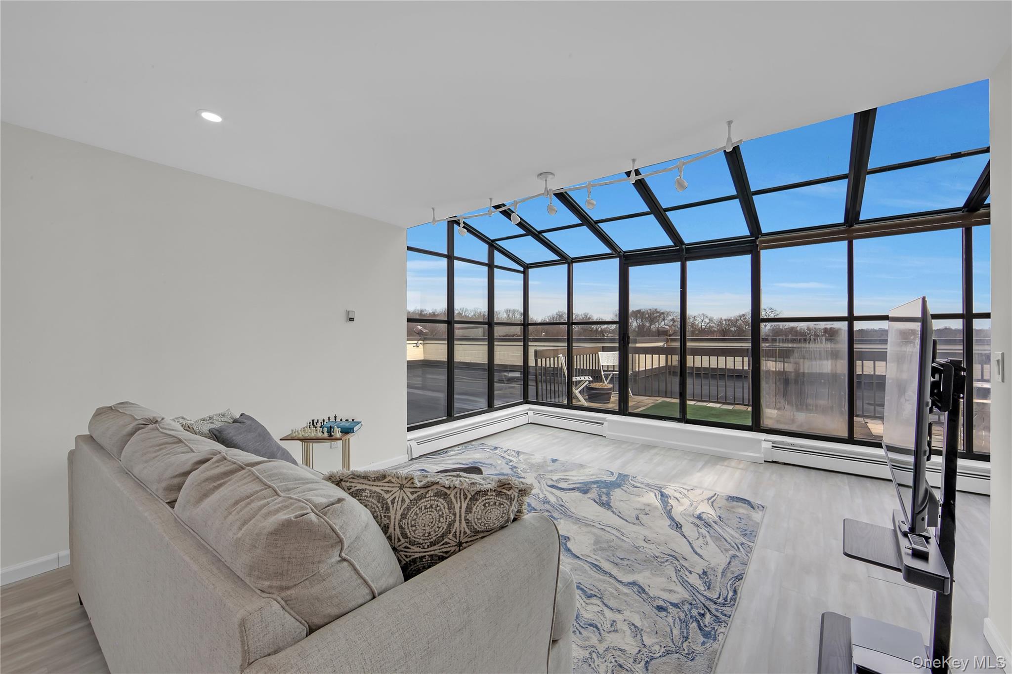 #3 photo, 1374 Midland Avenue, ব্রঙ্কস Bronxville , NY 10708