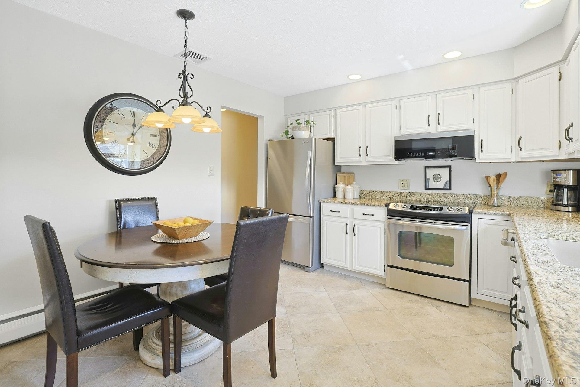 #12 photo, 12 Greenwood Lane, Valhalla , NY 10595