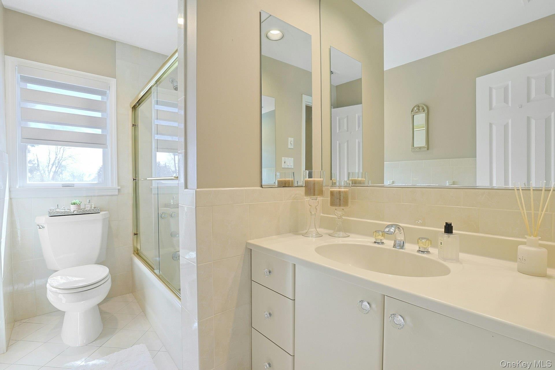 #19 photo, 12 Greenwood Lane, Valhalla , NY 10595