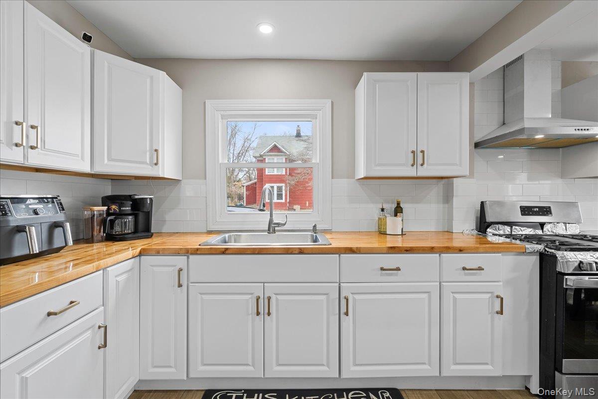 #18 photo, 24 Rockwell Avenue, Middletown , NY 10940